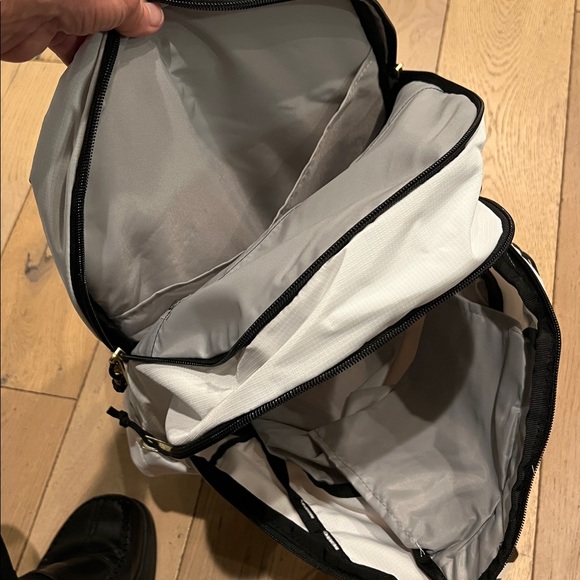 Adidas defender 5 back pack, NWT - Picture 11 of 11